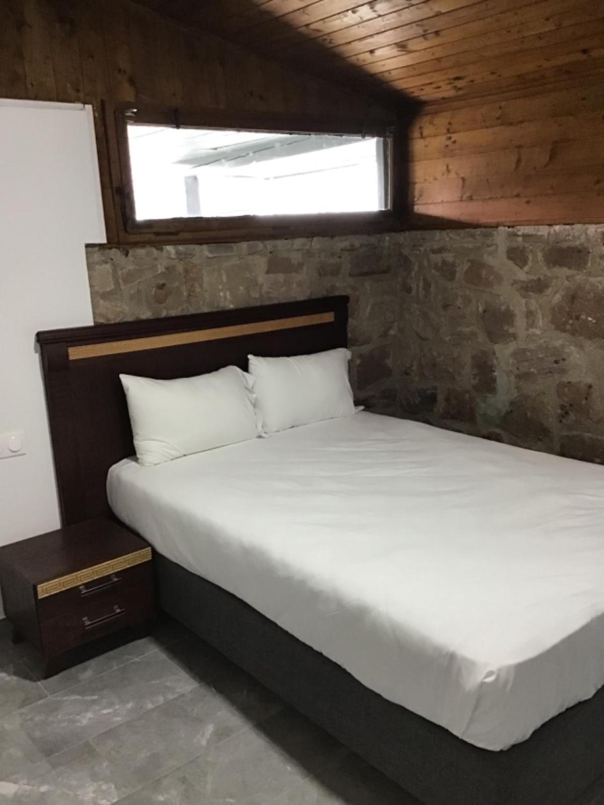 Hotel Parc Les Cigognes Albé 외부 사진