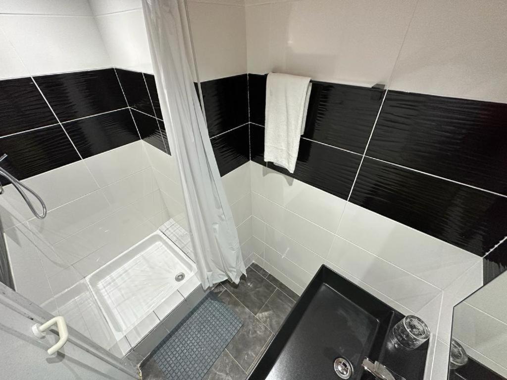 Hotel Parc Les Cigognes Albé 외부 사진