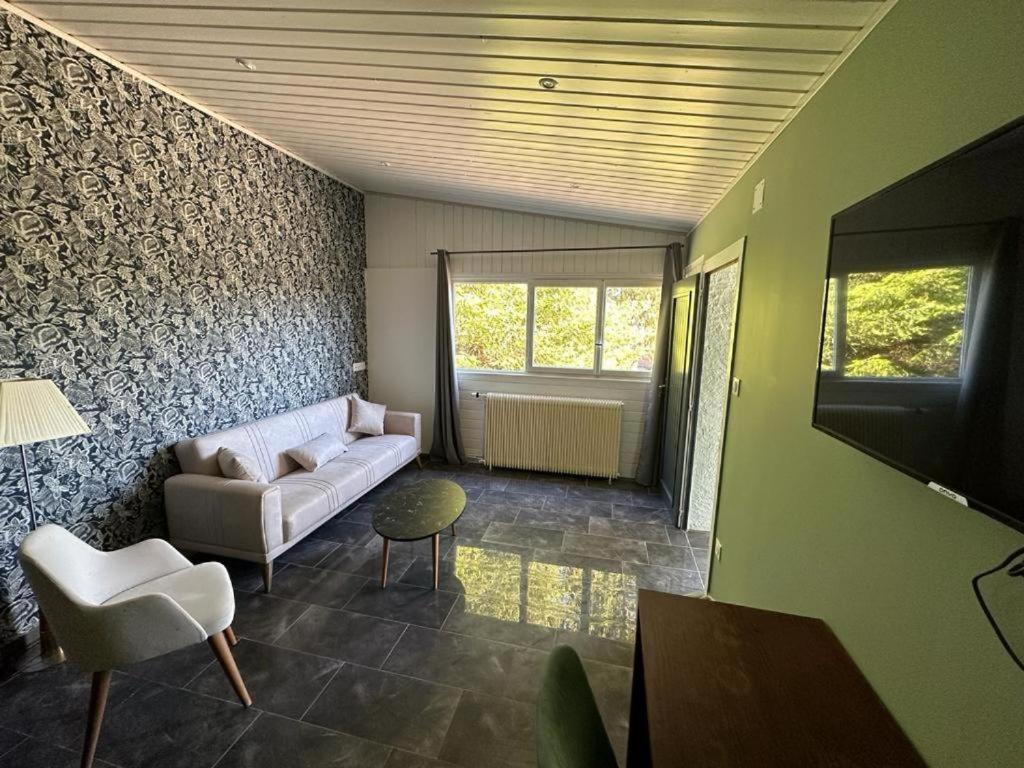 Hotel Parc Les Cigognes Albé 외부 사진